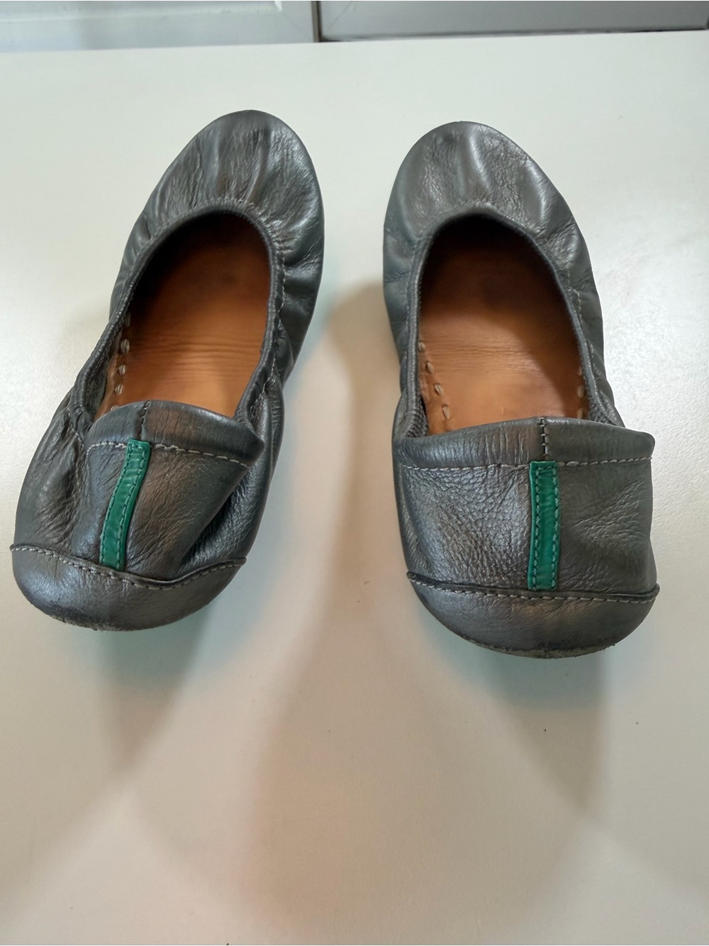 Tieks Gunmetal Silver Leather Ballet Flats Foldable Travel Shoes Women’s 7 - Picture 16 of 17